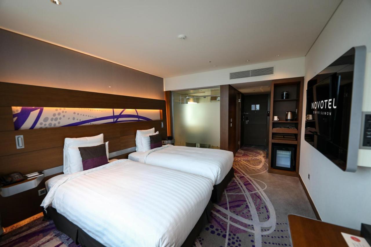 Novotel Ambassador Σουγόν Εξωτερικό φωτογραφία