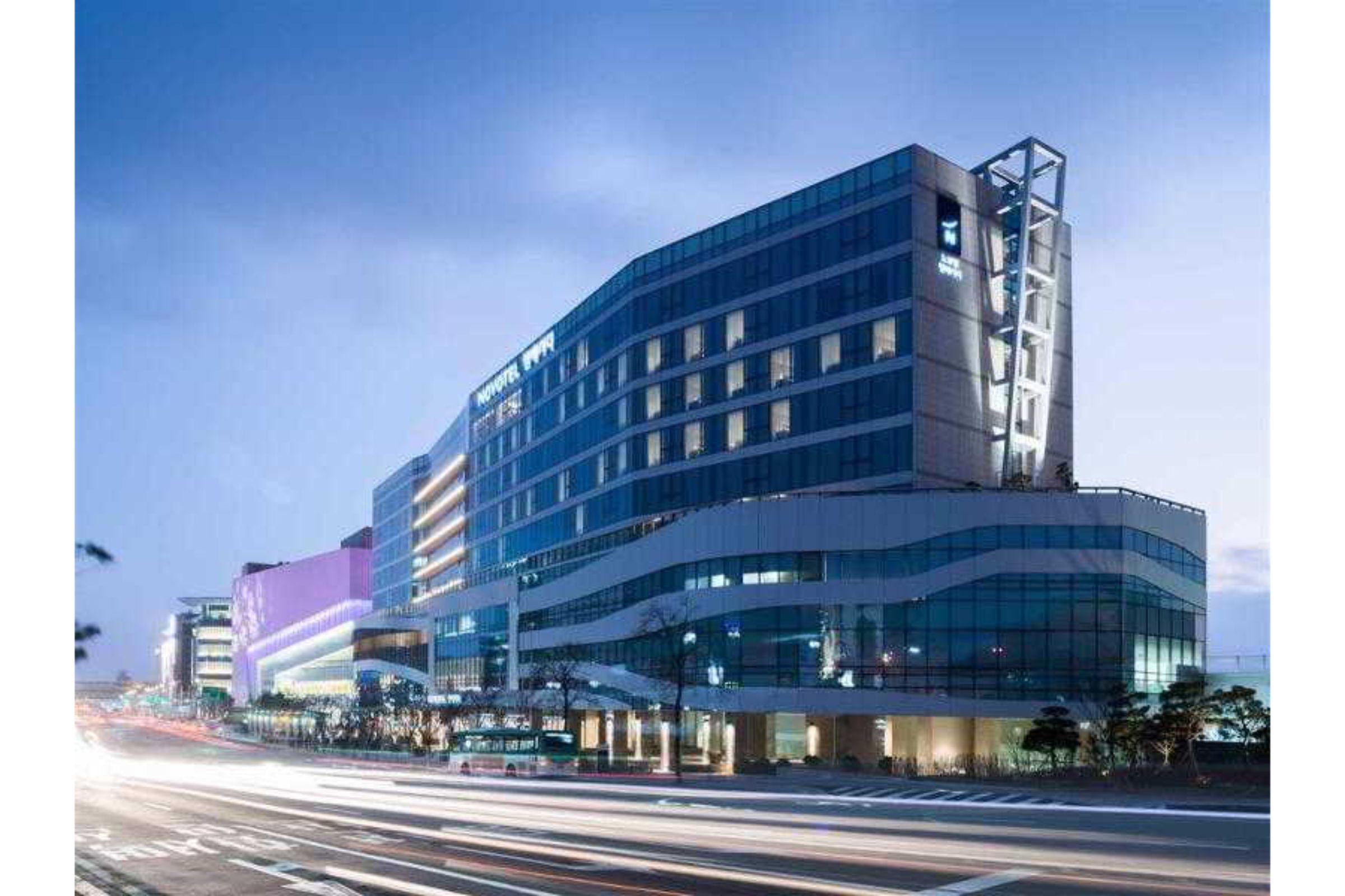 Novotel Ambassador Σουγόν Εξωτερικό φωτογραφία