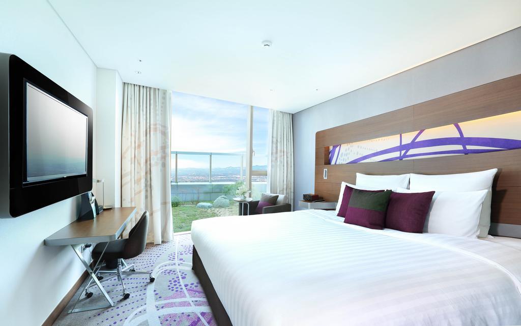 Novotel Ambassador Σουγόν Εξωτερικό φωτογραφία