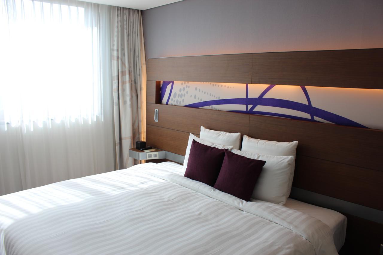 Novotel Ambassador Σουγόν Εξωτερικό φωτογραφία